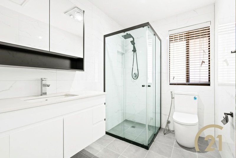 Photo - 4 Gregory Street, Fairfield West NSW 2165 - Image 5