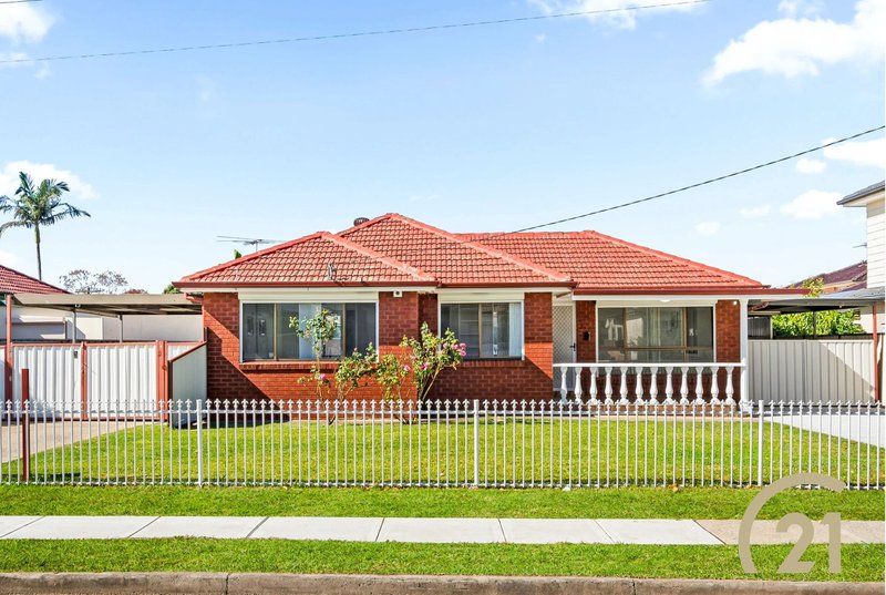 Photo - 4 Gregory Street, Fairfield West NSW 2165 - Image 6