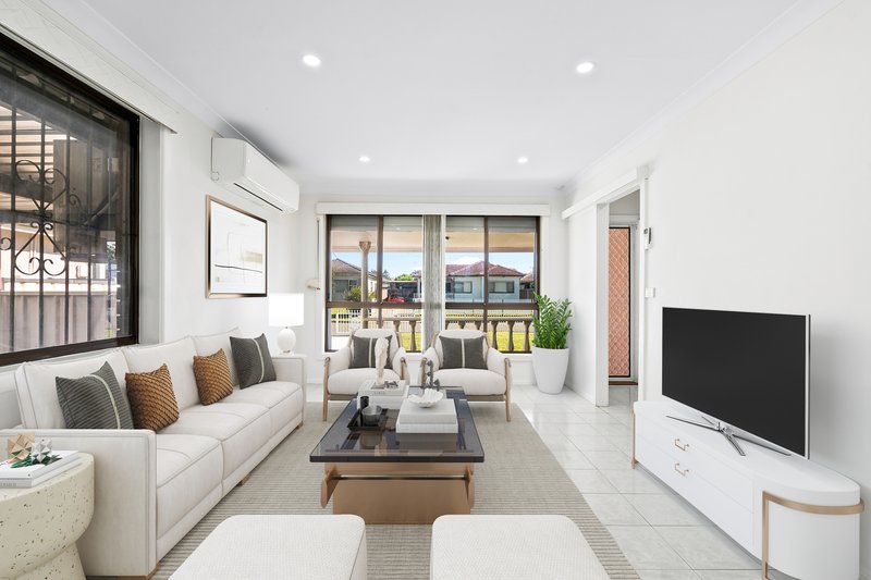 Photo - 4 Gregory Street, Fairfield West NSW 2165 - Image 3