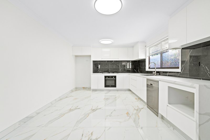 Photo - 4 Gregory Street, Fairfield West NSW 2165 - Image 4