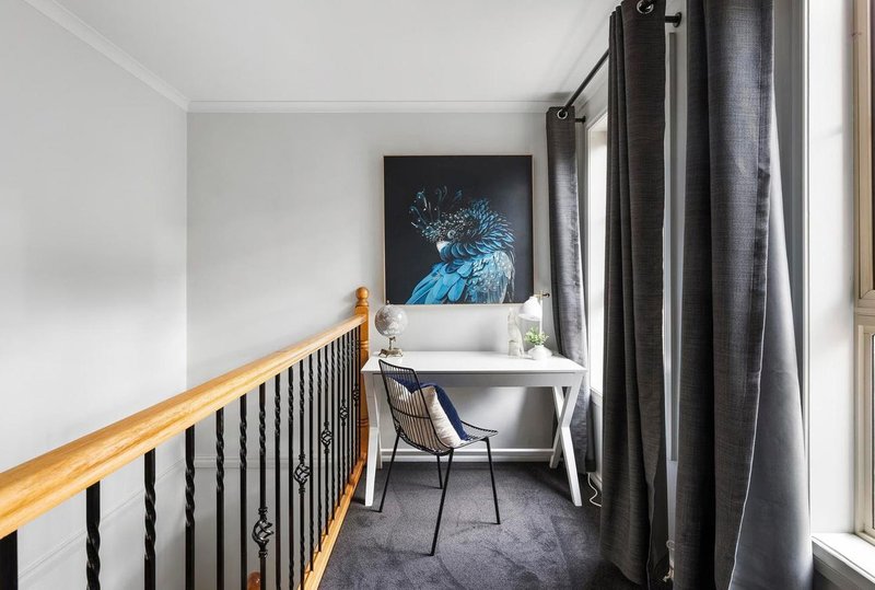 Photo - 4 Gresswell Park Drive, Watsonia VIC 3087 - Image 12