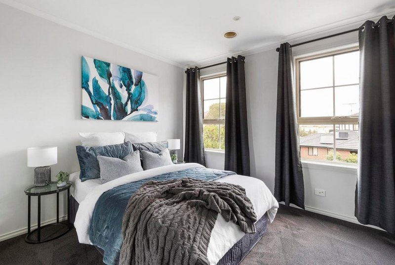 Photo - 4 Gresswell Park Drive, Watsonia VIC 3087 - Image 16