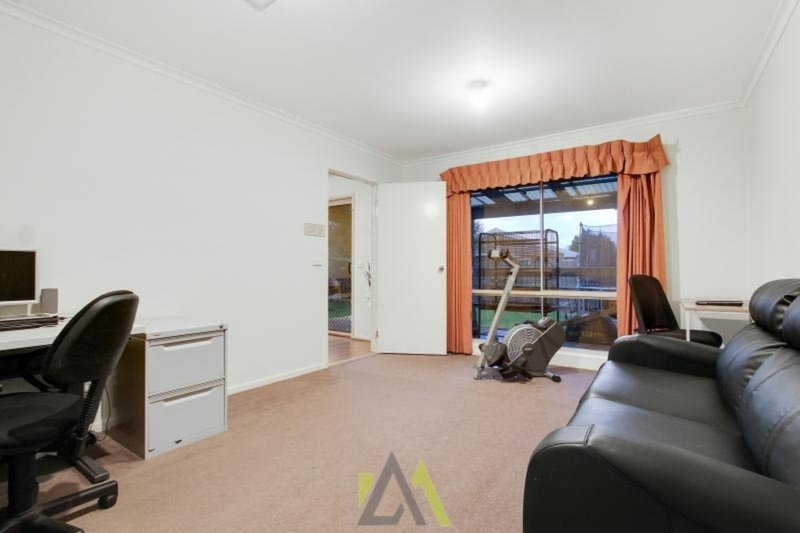 Photo - 4 Grevillea Road, Langwarrin VIC 3910 - Image 7