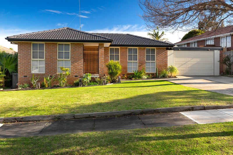 4 Greystoke Court, Berwick VIC 3806