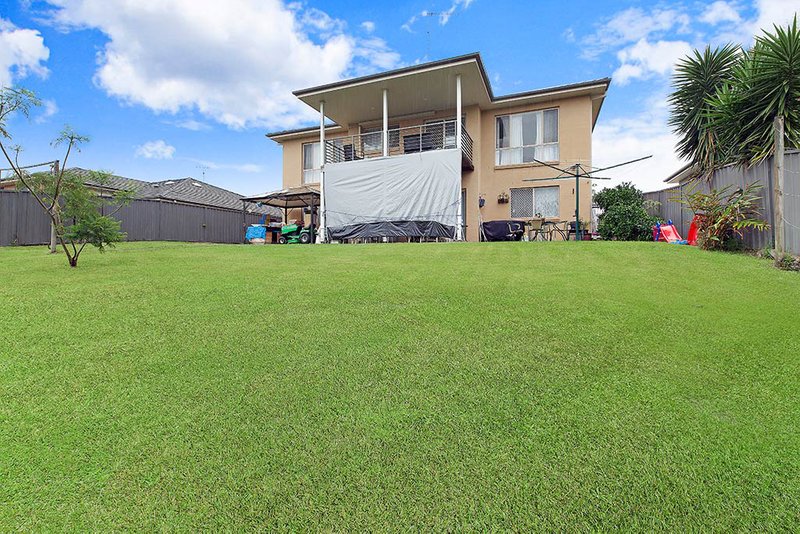 Photo - 4 Greystone Close, Fennell Bay NSW 2283 - Image 2