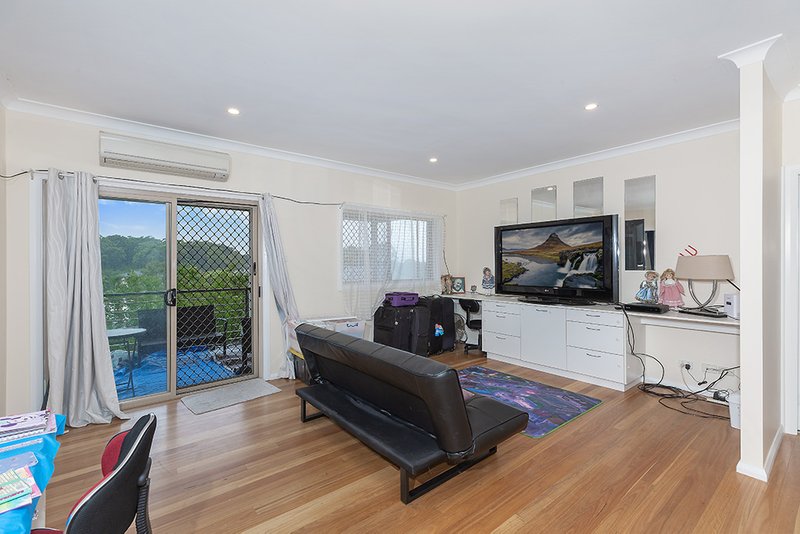 Photo - 4 Greystone Close, Fennell Bay NSW 2283 - Image 11