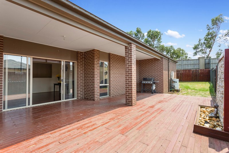 Photo - 4 Griffith Mews, Pakenham VIC 3810 - Image 12