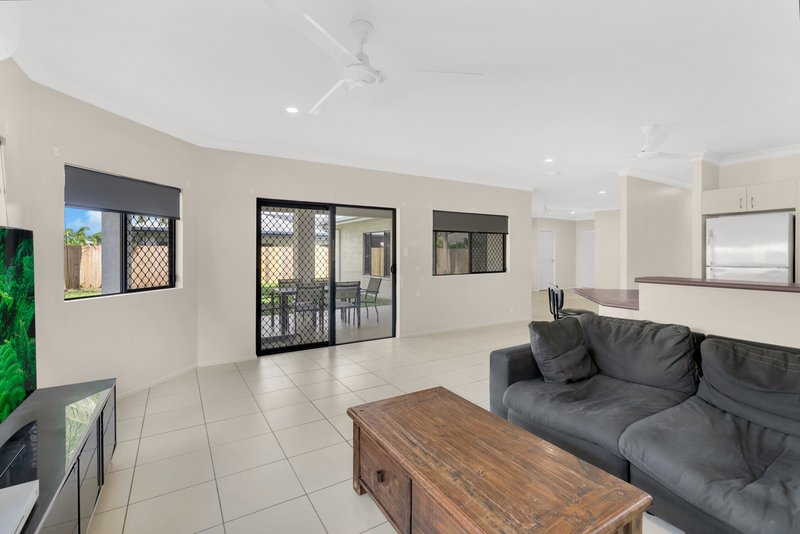 Photo - 4 Guiness Close, White Rock QLD 4868 - Image 5