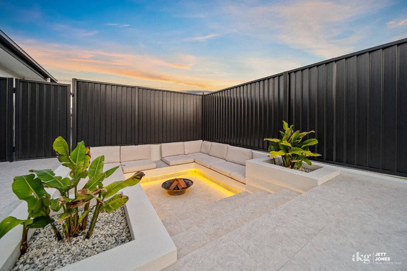 Photo - 4 Gulliver Crescent, Logan Reserve QLD 4133 - Image 16