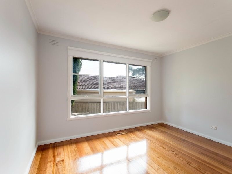 Photo - 4 Gulwa Avenue, Frankston VIC 3199 - Image 4