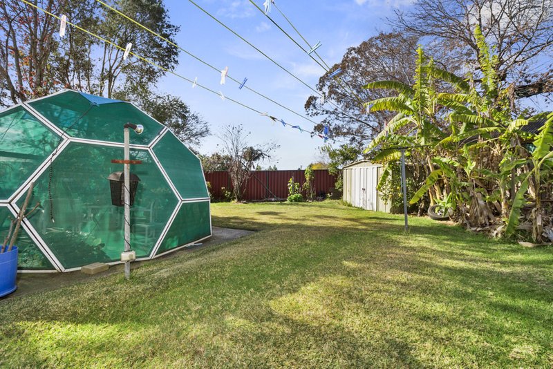 Photo - 4 Gundibri Street, Busby NSW 2168 - Image 10