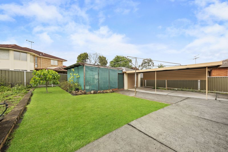 Photo - 4 Gwydir Street, Greystanes NSW 2145 - Image 9