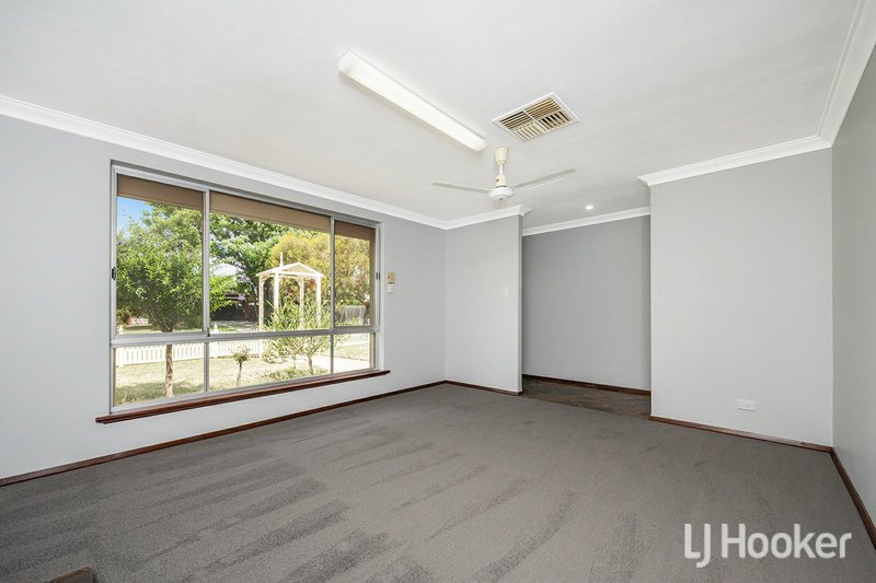 Photo - 4 Gymea Court, Armadale WA 6112 - Image 9