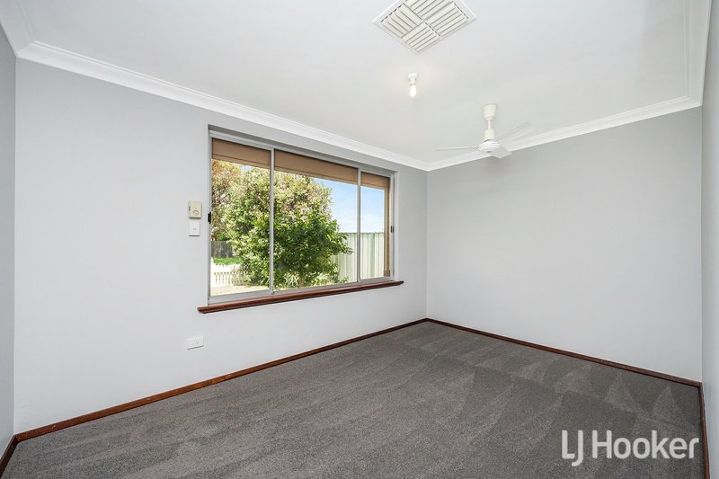 Photo - 4 Gymea Court, Armadale WA 6112 - Image 11