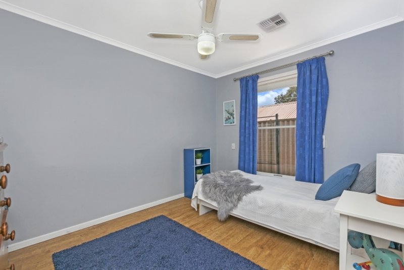 Photo - 4 Hakea Avenue, Athelstone SA 5076 - Image 4