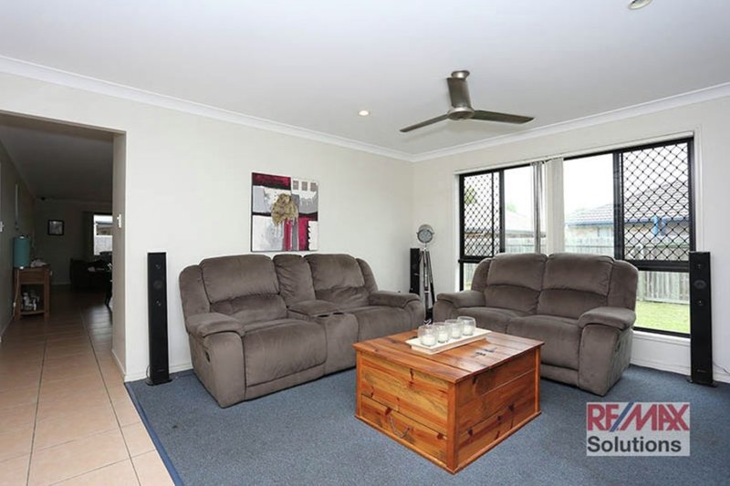 Photo - 4 Halifax Court, Bray Park QLD 4500 - Image 2