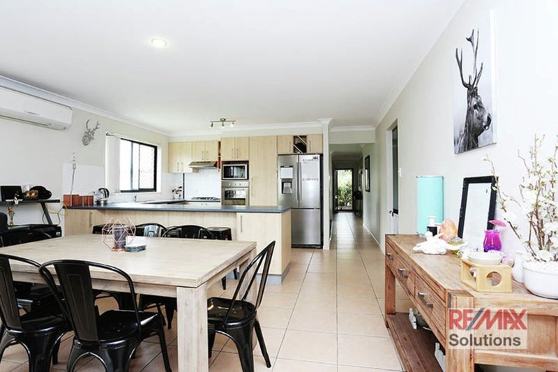 Photo - 4 Halifax Court, Bray Park QLD 4500 - Image 5