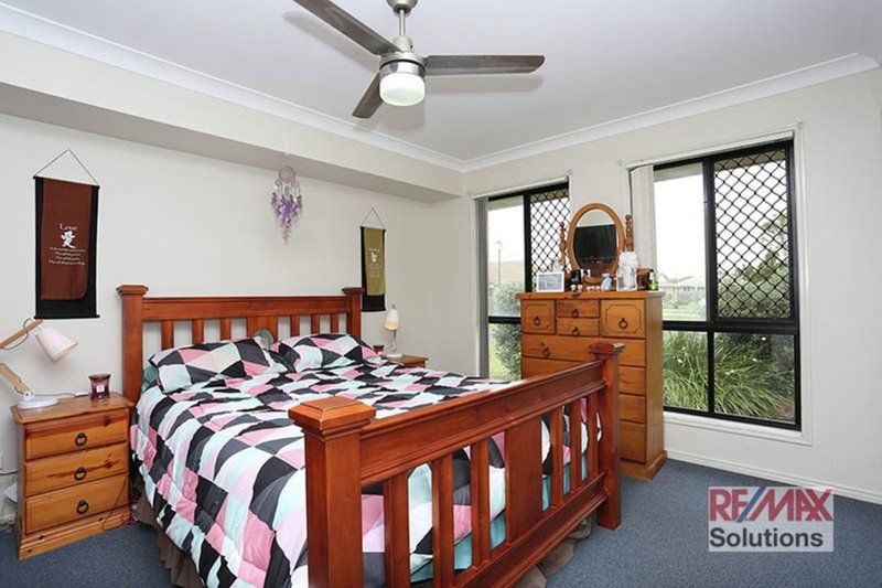 Photo - 4 Halifax Court, Bray Park QLD 4500 - Image 7