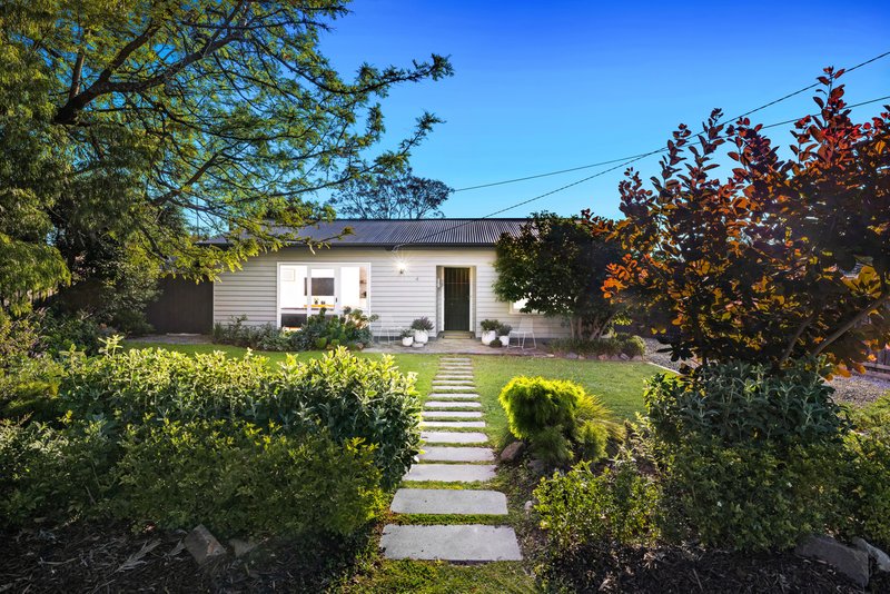 4 Halley Road, Ferntree Gully VIC 3156