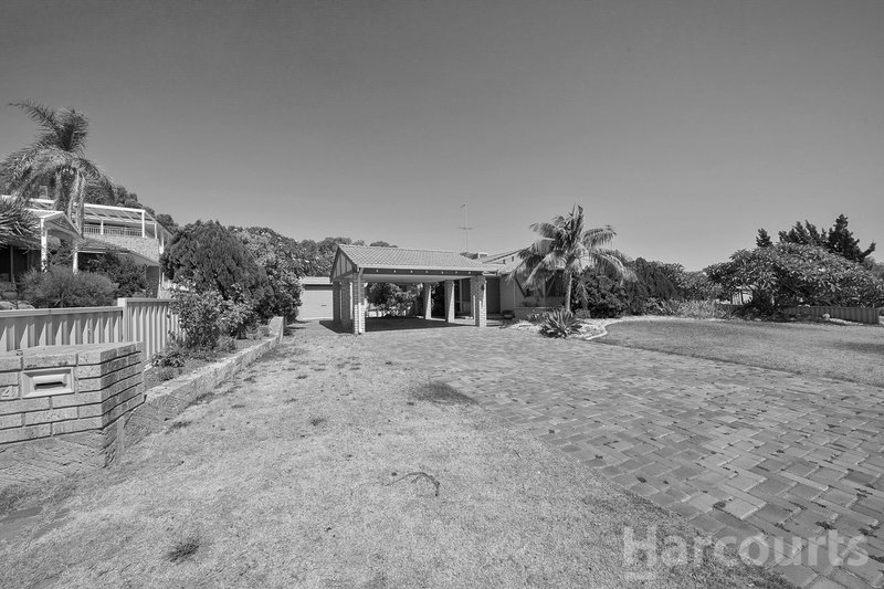 4 Hamilton Way, Silver Sands WA 6210