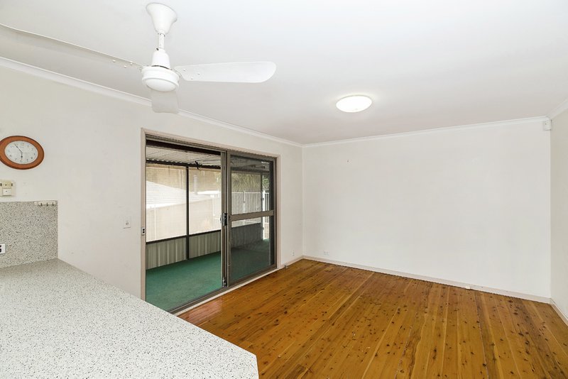 Photo - 4 Hampton Street, Toronto NSW 2283 - Image 6