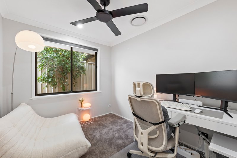 Photo - 4 Hampton Way, Maryland NSW 2287 - Image 8