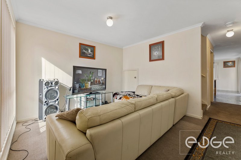 Photo - 4 Hamra Drive, Smithfield SA 5114 - Image 3