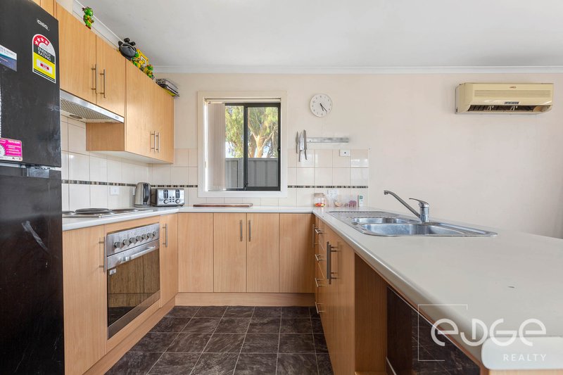 Photo - 4 Hamra Drive, Smithfield SA 5114 - Image 7