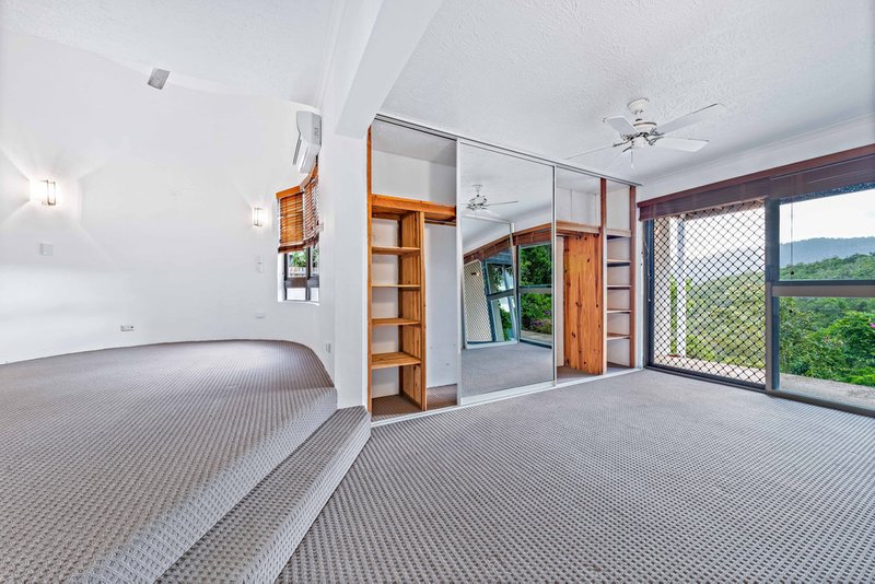 Photo - 4 Harbour Avenue, Shute Harbour QLD 4802 - Image 6