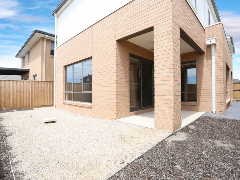 Photo - 4 Hargrave Avenue, Point Cook VIC 3030 - Image 8