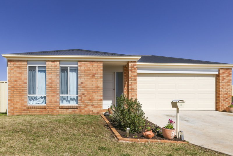 4 Harrison Place, Griffith NSW 2680