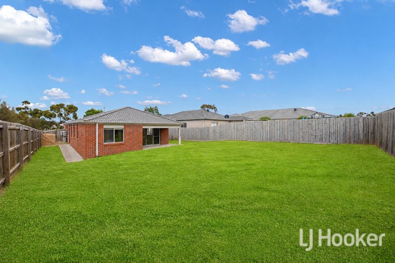 Photo - 4 Hart Crescent, Brookfield VIC 3338 - Image 10