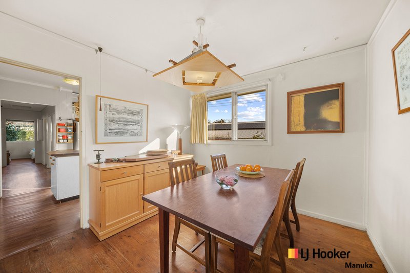 Photo - 4 Hartog Street, Griffith ACT 2603 - Image 5