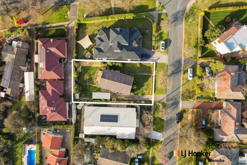 Photo - 4 Hartog Street, Griffith ACT 2603 - Image 17