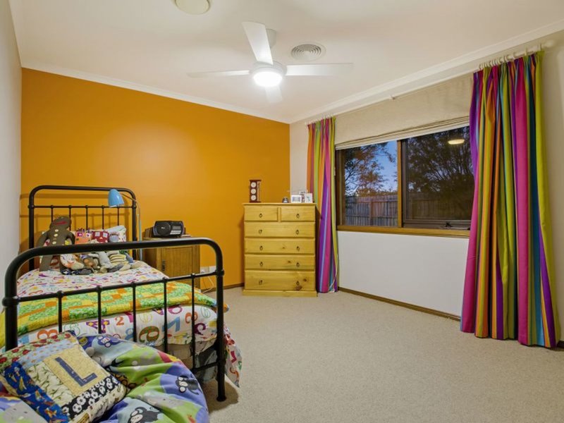 Photo - 4 Hartwell Court, Werribee VIC 3030 - Image 8