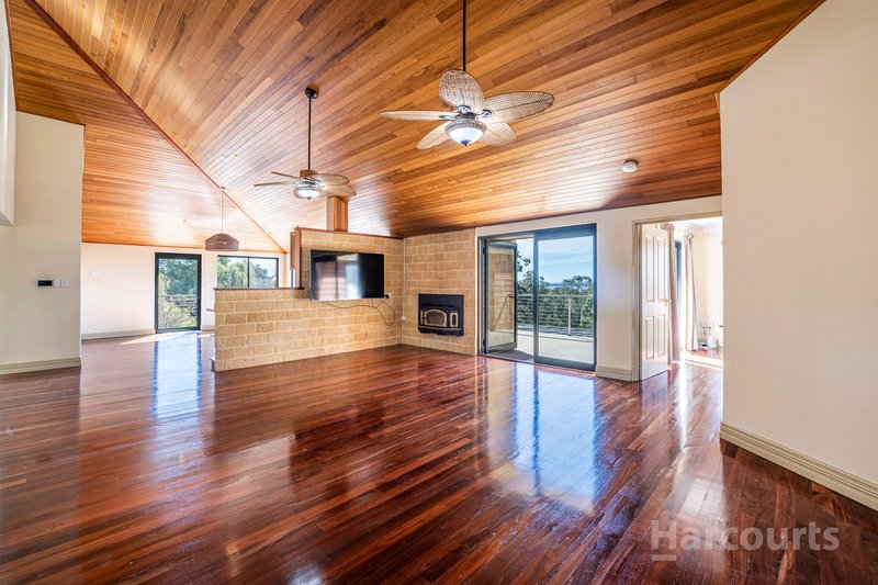 Photo - 4 Harvey View Drive, Herron WA 6211 - Image 3