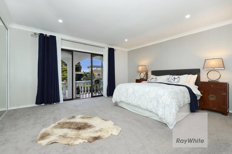 Photo - 4 Harwell Court, Westmeadows VIC 3049 - Image 12