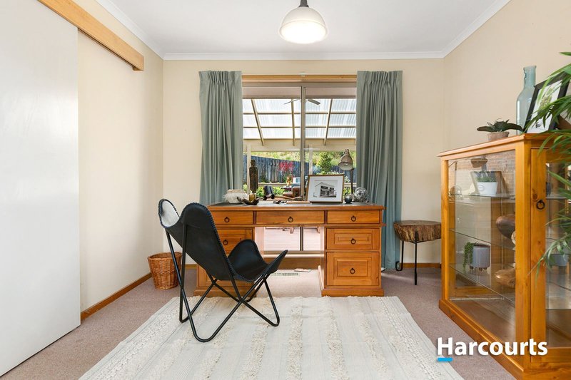 Photo - 4 Hasken Court, Berwick VIC 3806 - Image 6