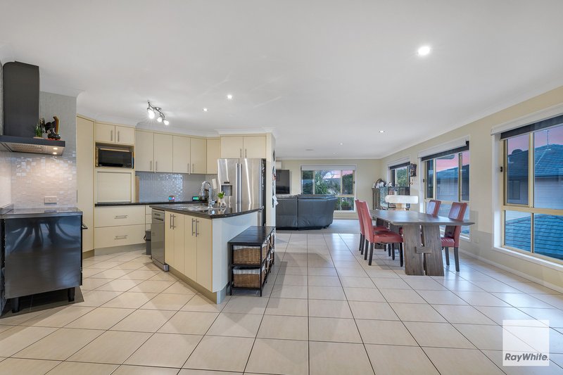 Photo - 4 Haslingden Drive, Redland Bay QLD 4165 - Image 15