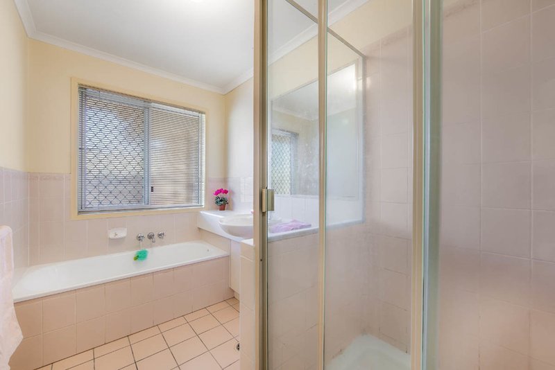 Photo - 4 Hauff Close, Eagleby QLD 4207 - Image 8