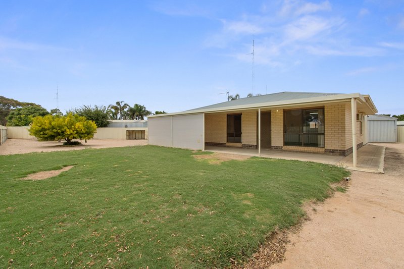 Photo - 4 Haylock Road, Moonta SA 5558 - Image 4