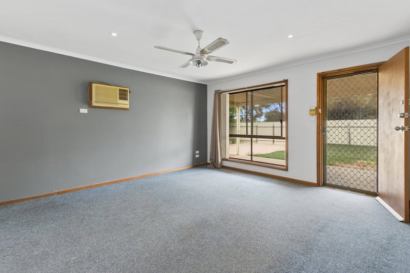 Photo - 4 Haylock Road, Moonta SA 5558 - Image 5