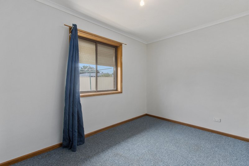 Photo - 4 Haylock Road, Moonta SA 5558 - Image 12