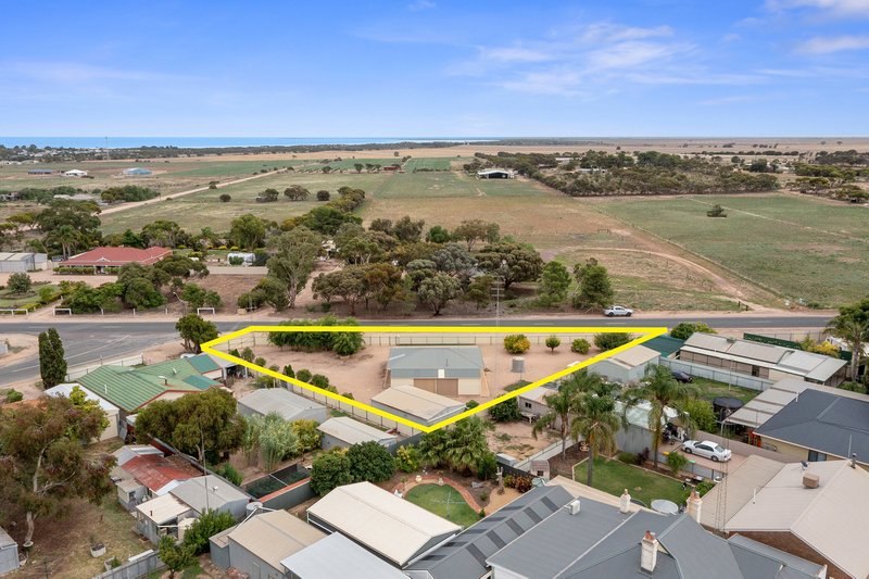 Photo - 4 Haylock Road, Moonta SA 5558 - Image 23