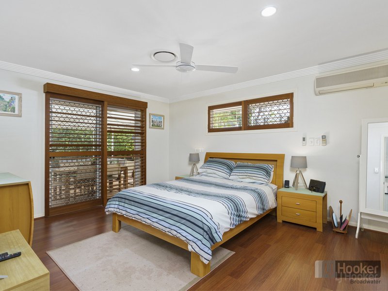 Photo - 4 Hazeltine Place, Parkwood QLD 4214 - Image 6