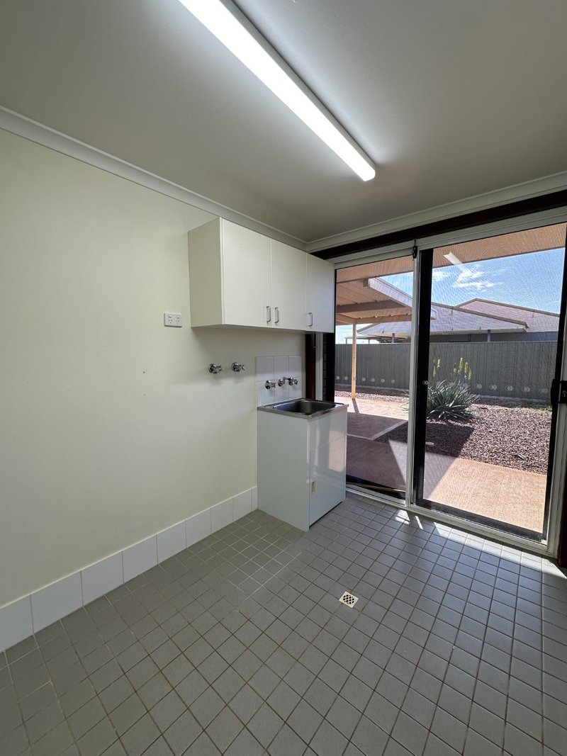 Photo - 4 Heard Place, Nickol WA 6714 - Image 13