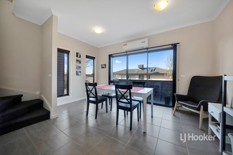 Photo - 4 Heartlands Lane, Mernda VIC 3754 - Image 4