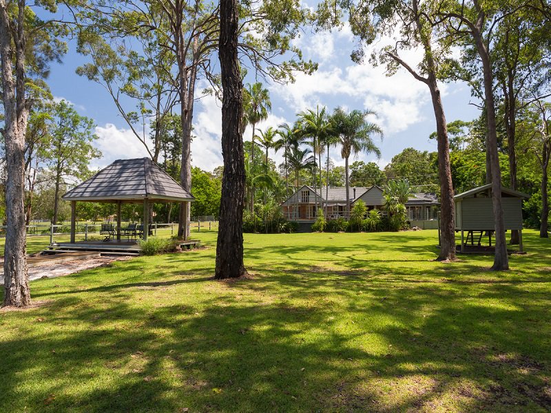 4 Heather Street, Tallebudgera QLD 4228