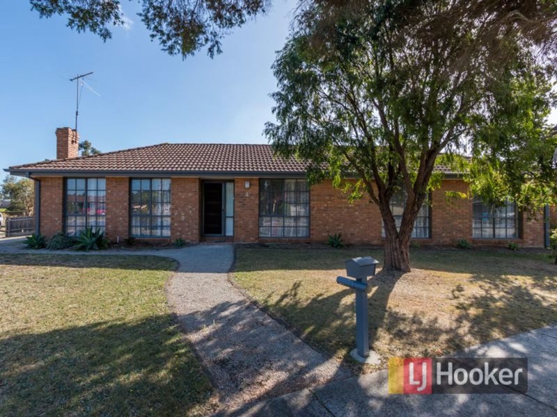 4 Hedley Place, Hampton Park VIC 3976