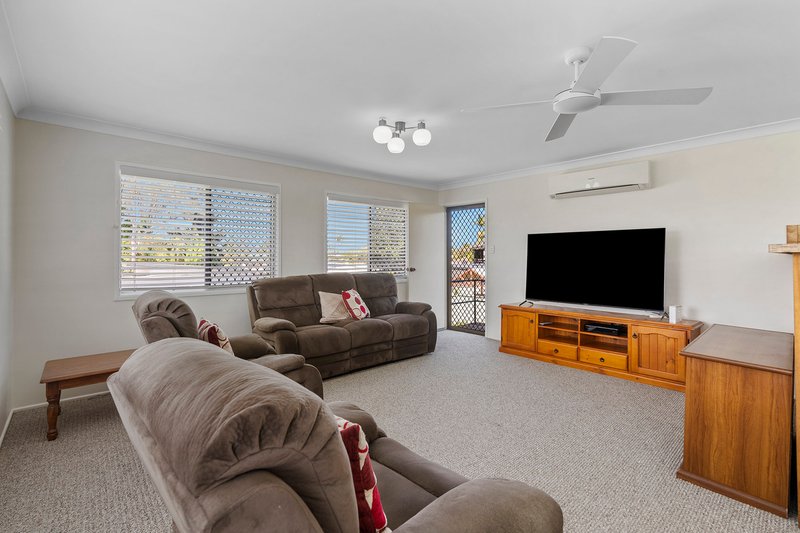 Photo - 4 Heidi Street, Marsden QLD 4132 - Image 9